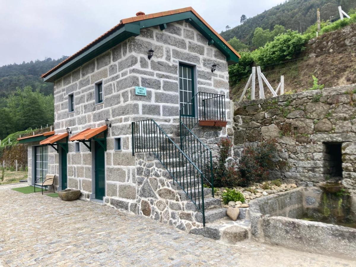 Quinta De Varzielas - Agroturismo Castelo de Paiva Ngoại thất bức ảnh